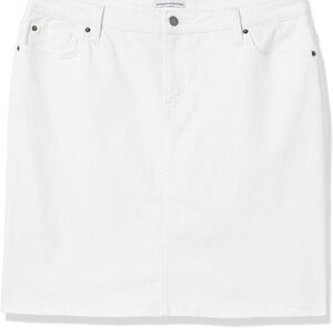 Amazon SIZE 38 Essentials Women's White Skirt